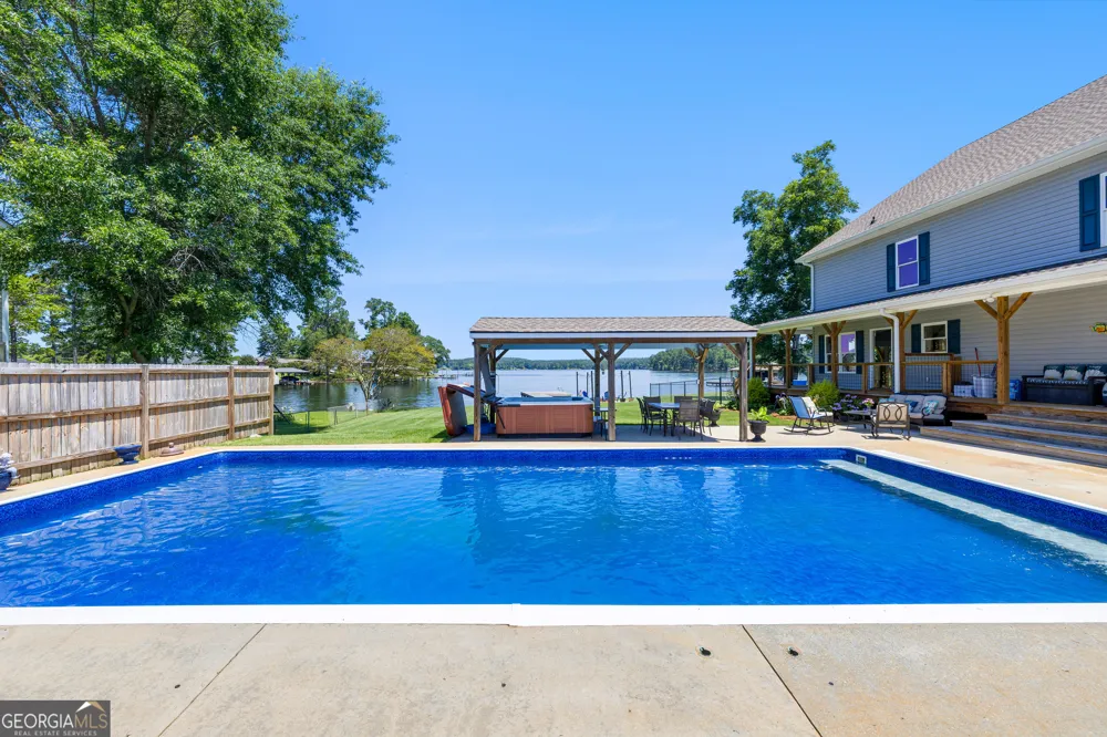 249 Lakeshore CIR Milledgeville, GA 31061