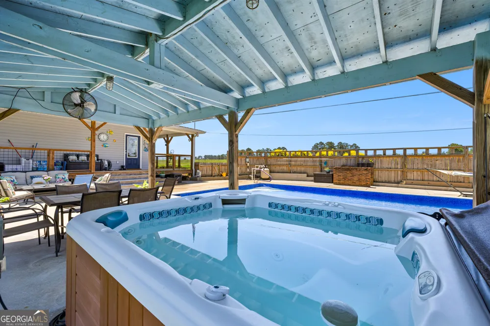 249 Lakeshore CIR Milledgeville, GA 31061