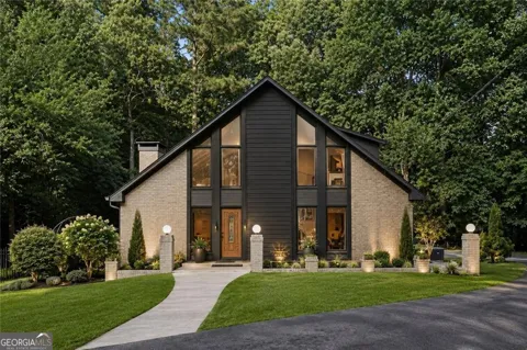 1605 Saint Tropez WAY