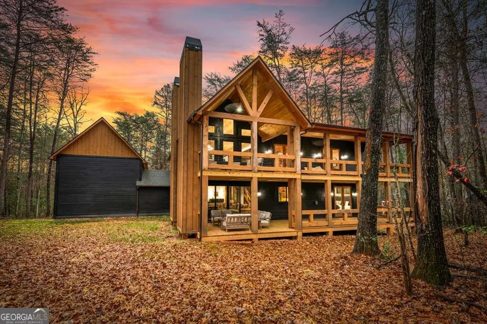 45 Shermans CT McCaysville, GA 30555