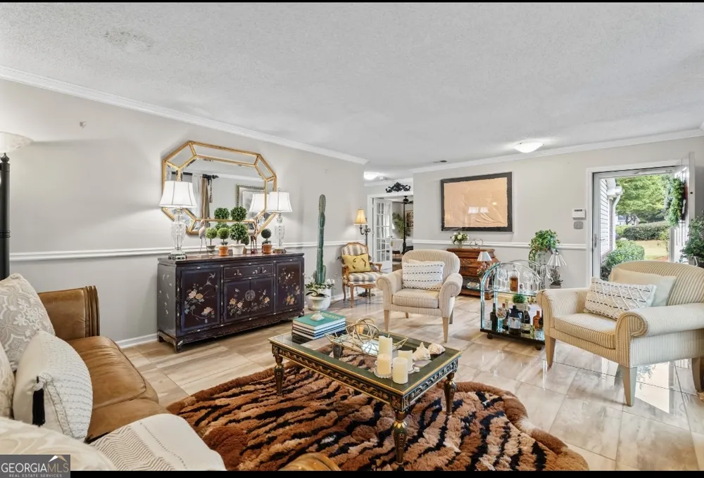 81 Hampshire CT Avondale Estates, GA 30002