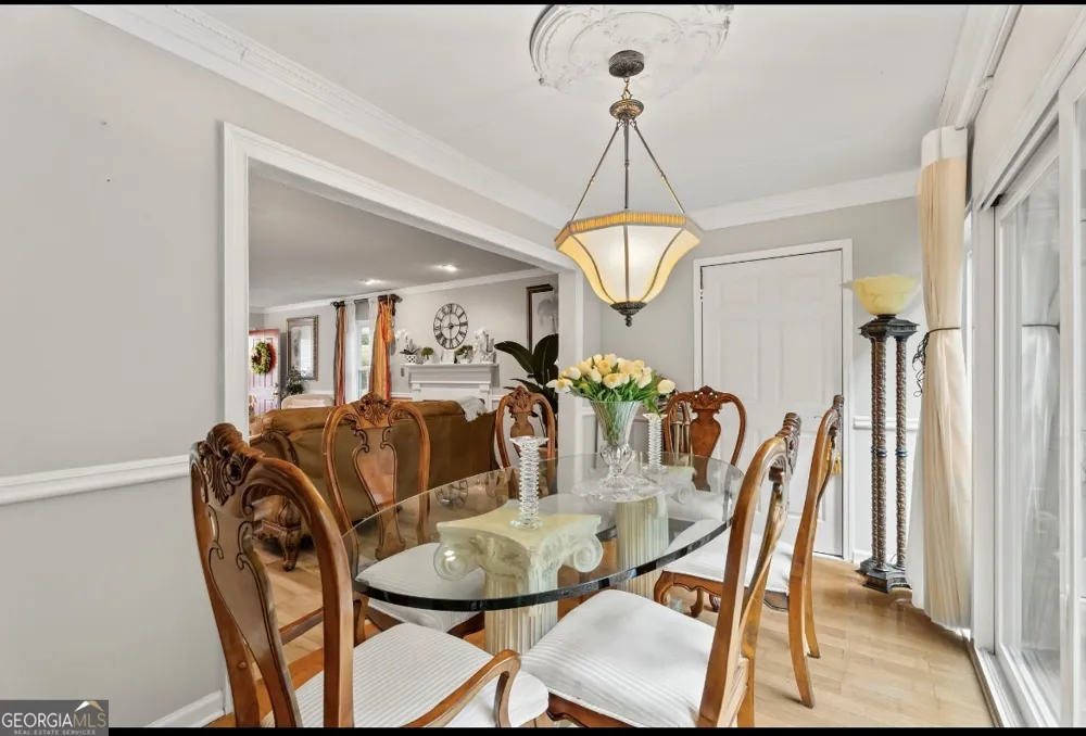 81 Hampshire CT Avondale Estates, GA 30002