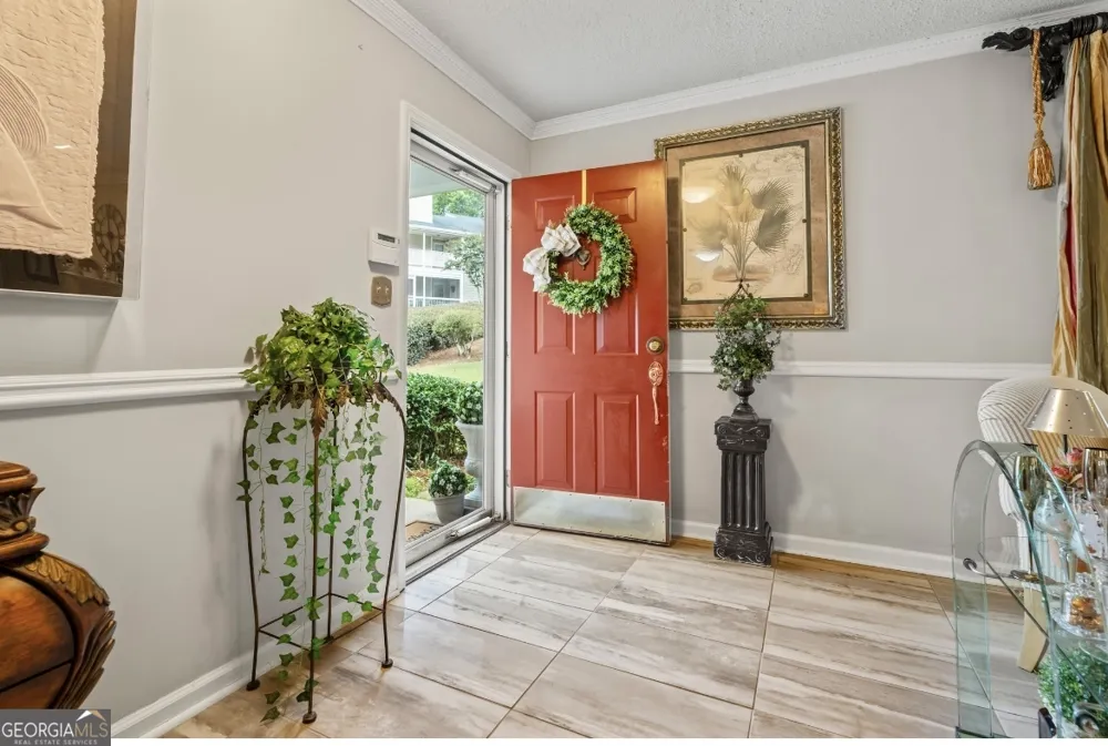 81 Hampshire CT Avondale Estates, GA 30002