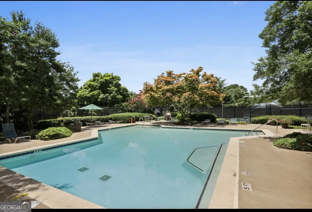 81 Hampshire CT Avondale Estates, GA 30002