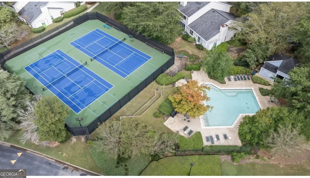 81 Hampshire CT Avondale Estates, GA 30002