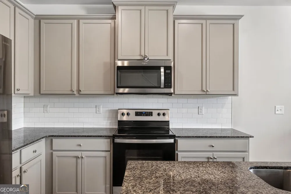 131 Regent PARK Hoschton, GA 30548