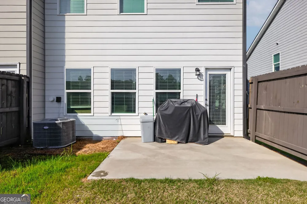 131 Regent PARK Hoschton, GA 30548
