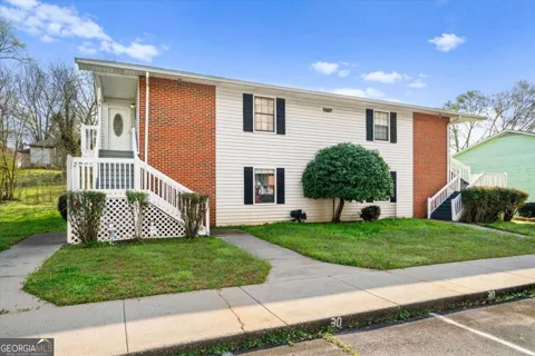 1107 Brookwood LN