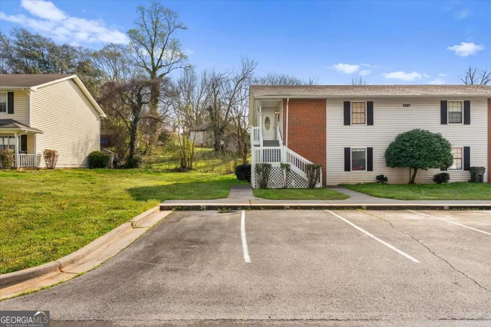 1107 Brookwood LN Dalton, GA 30720