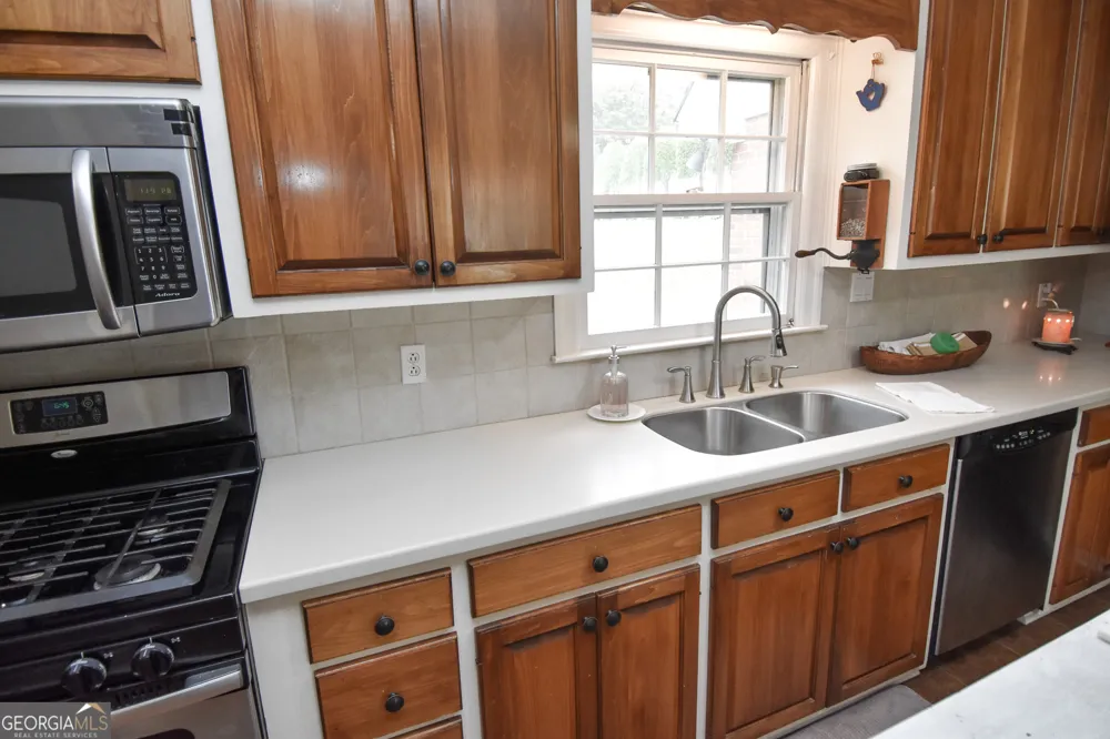 120 Mill Race RD Thomaston, GA 30286