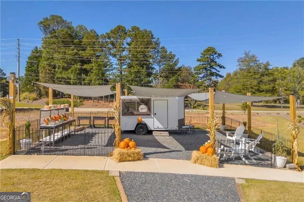 948 Hilltop Park CT Dacula, GA 30019