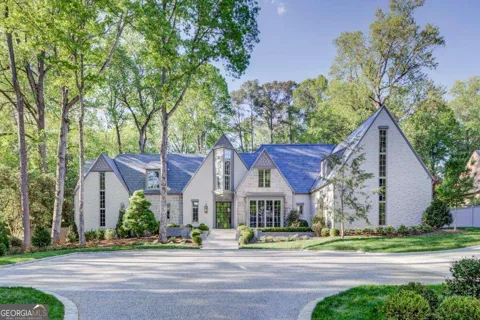 365 King RD NW