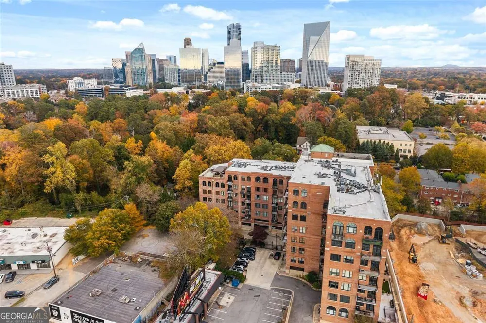 3235 Roswell RD NE Atlanta, GA 30305