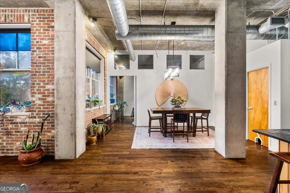 3235 Roswell RD NE Atlanta, GA 30305