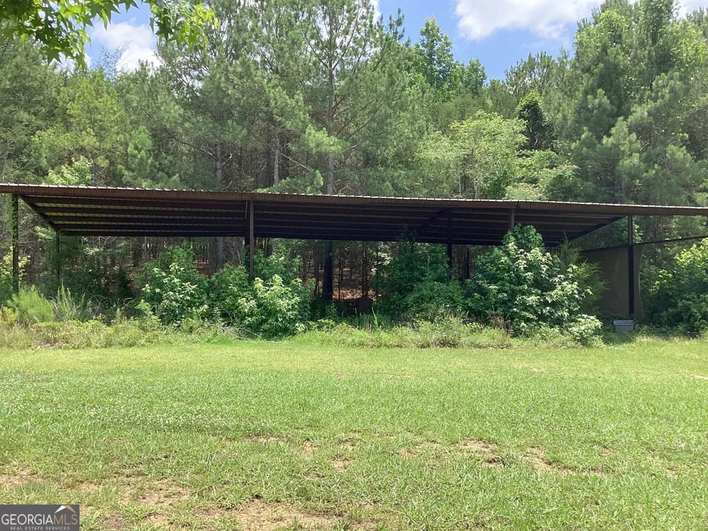 220 Ennis RD Barnesville, GA 30204