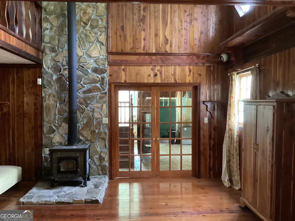 220 Ennis RD Barnesville, GA 30204