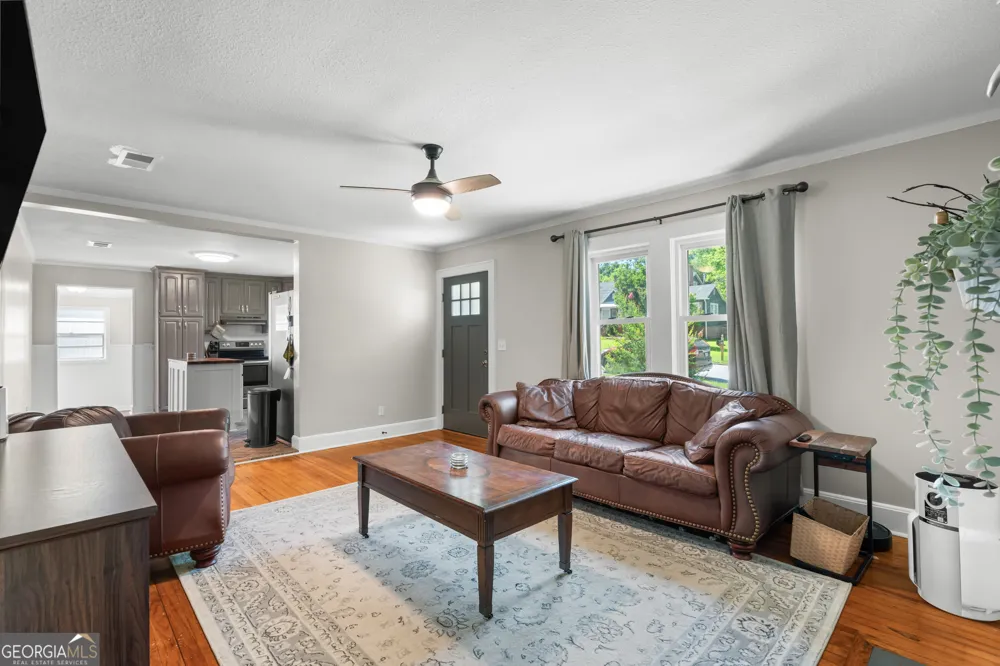 107 Dixie AVE Sylvania, GA 30467