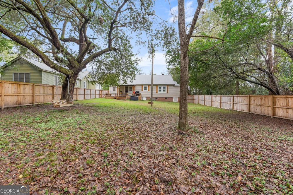 107 Dixie AVE Sylvania, GA 30467