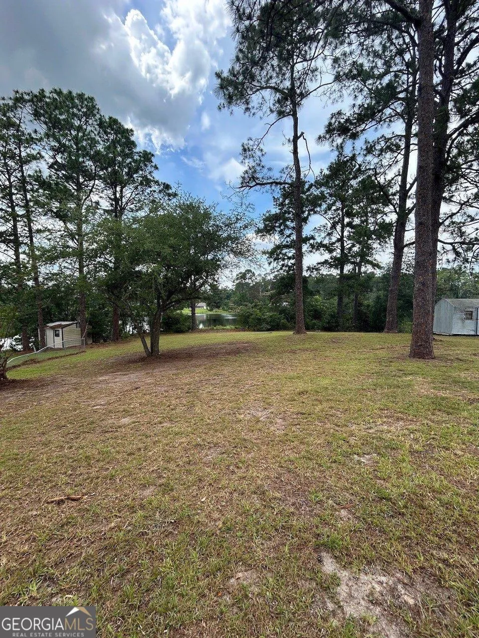 843 Prosperity DR Swainsboro, GA 30401