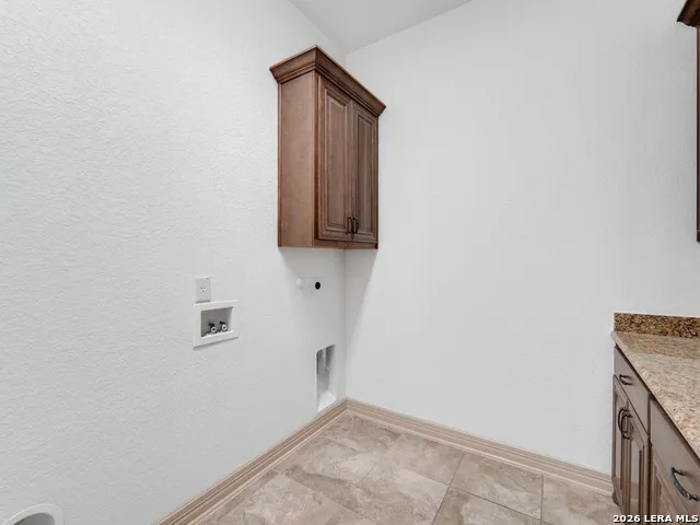 904 BEECHWOOD New Braunfels, TX 78130
