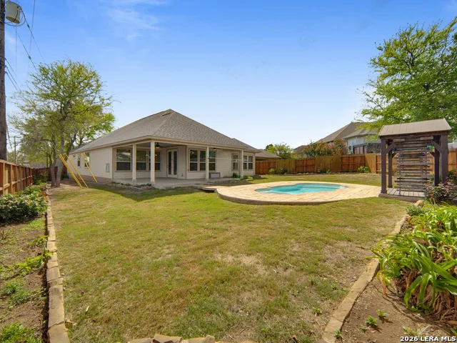 904 BEECHWOOD New Braunfels, TX 78130