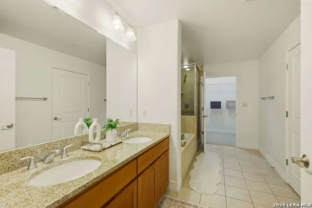 215 Center #804 San Antonio, TX 78202