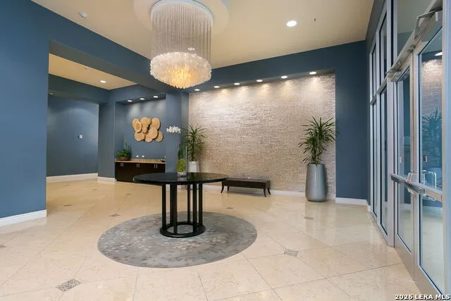 215 Center #804 San Antonio, TX 78202