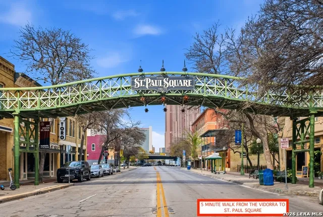 215 Center #804 San Antonio, TX 78202