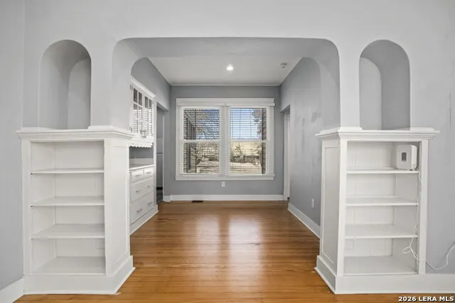 107 Willim Alamo Heights, TX 78209