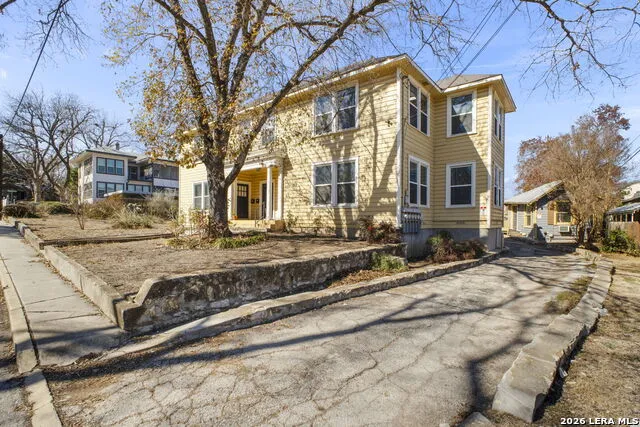107 Willim Alamo Heights, TX 78209