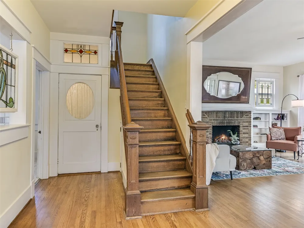 200 W 40th Street Austin, TX 78751