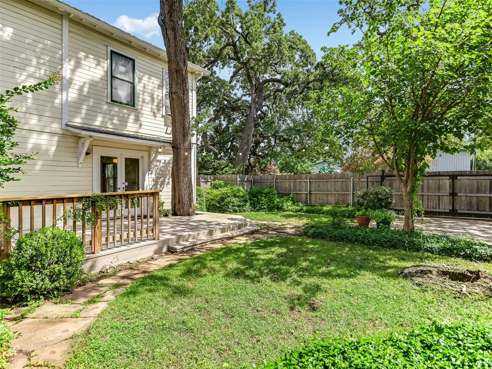 200 W 40th Street Austin, TX 78751