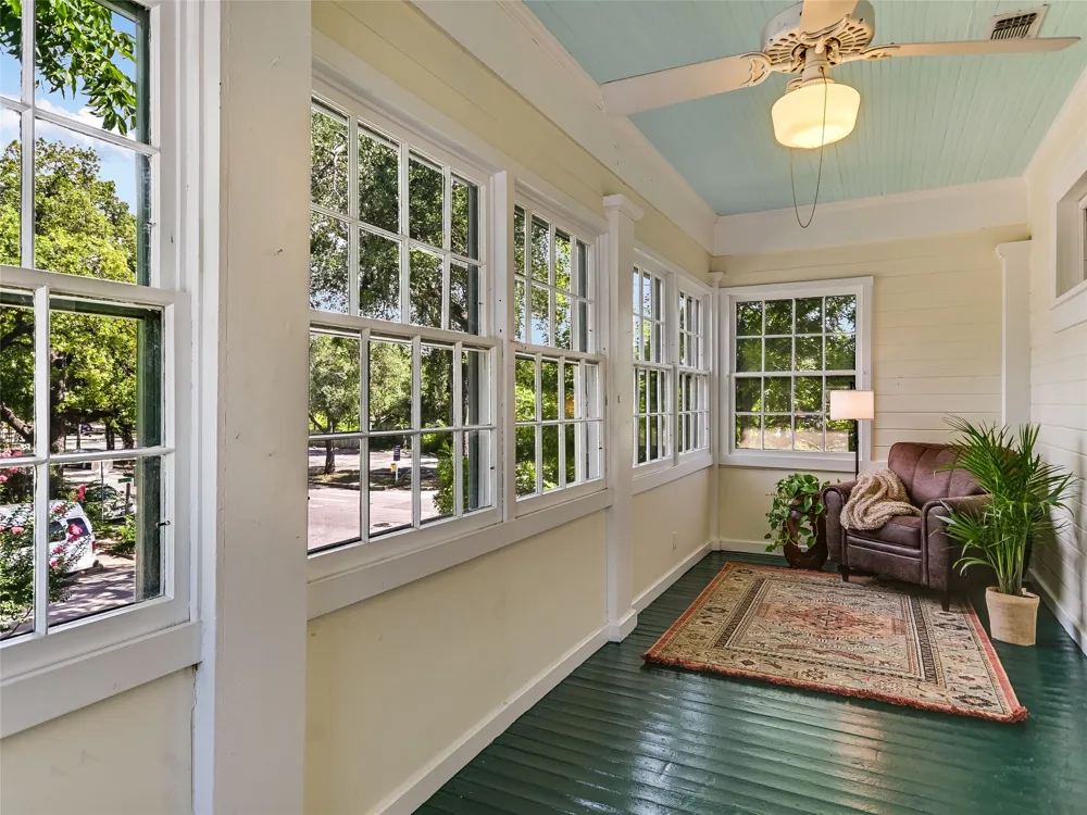 200 W 40th Street Austin, TX 78751