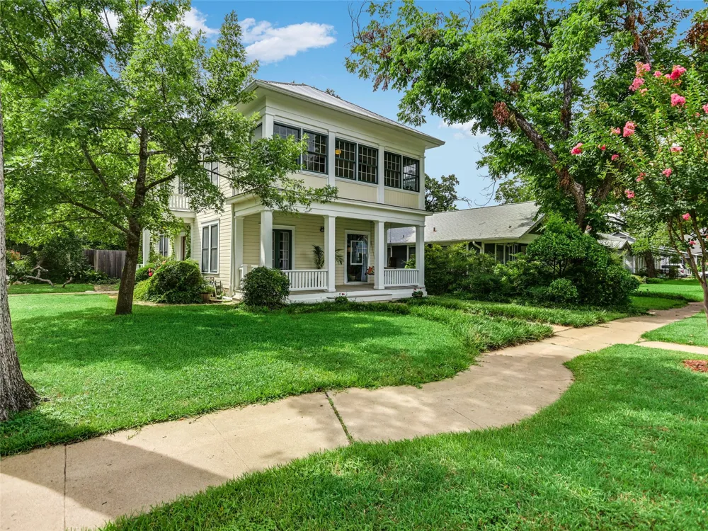 200 W 40th Street Austin, TX 78751