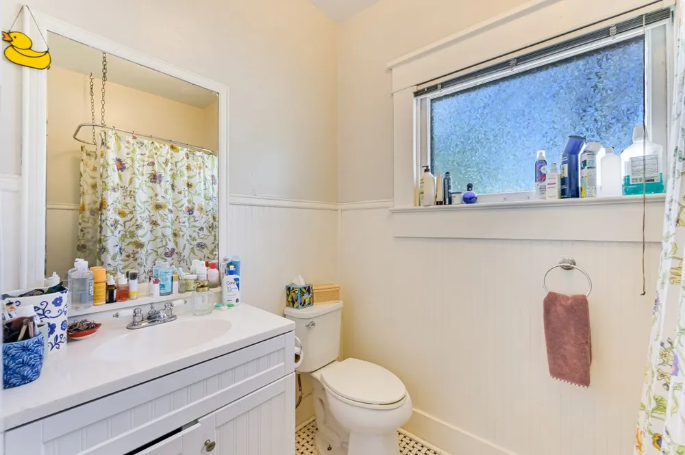200 W 40th Street Austin, TX 78751