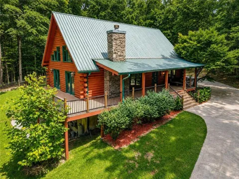 512 Mill Pond Road