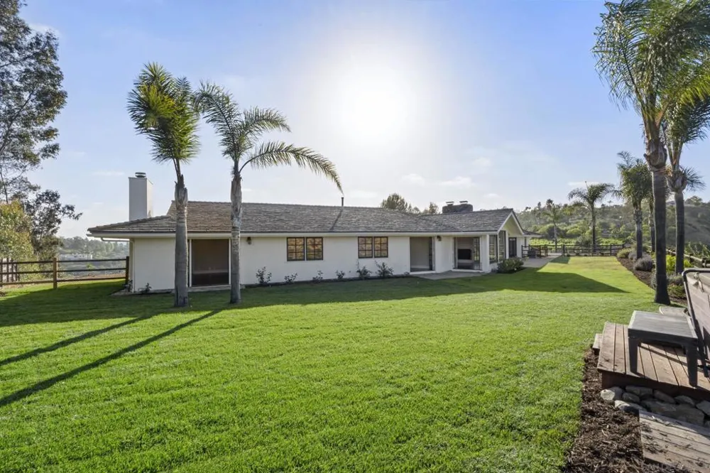 16551 Zumaque Rancho Santa Fe, CA 92067