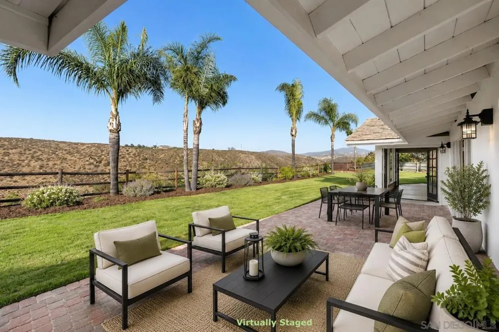 16551 Zumaque Rancho Santa Fe, CA 92067