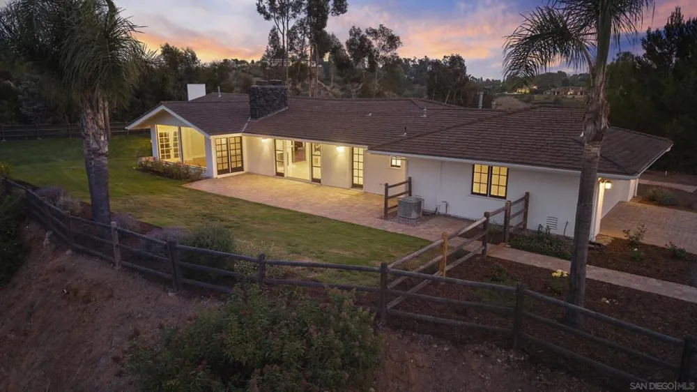 16551 Zumaque Rancho Santa Fe, CA 92067