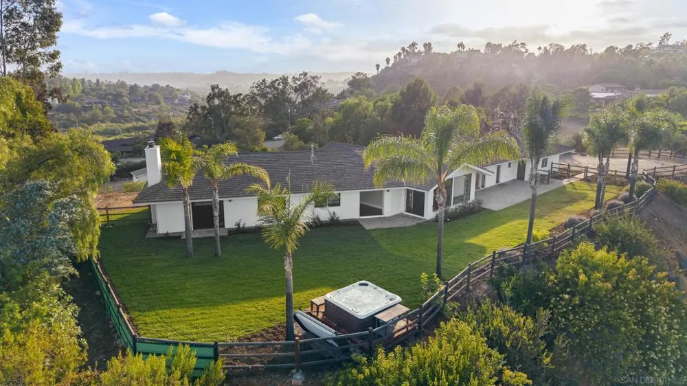 16551 Zumaque Rancho Santa Fe, CA 92067