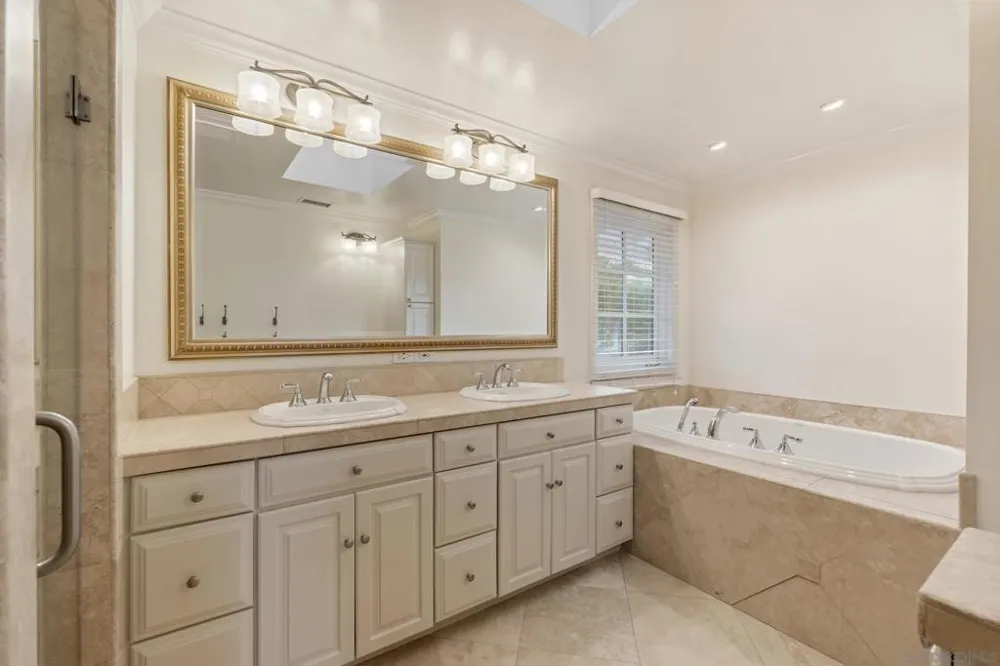16551 Zumaque Rancho Santa Fe, CA 92067