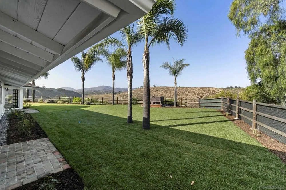 16551 Zumaque Rancho Santa Fe, CA 92067