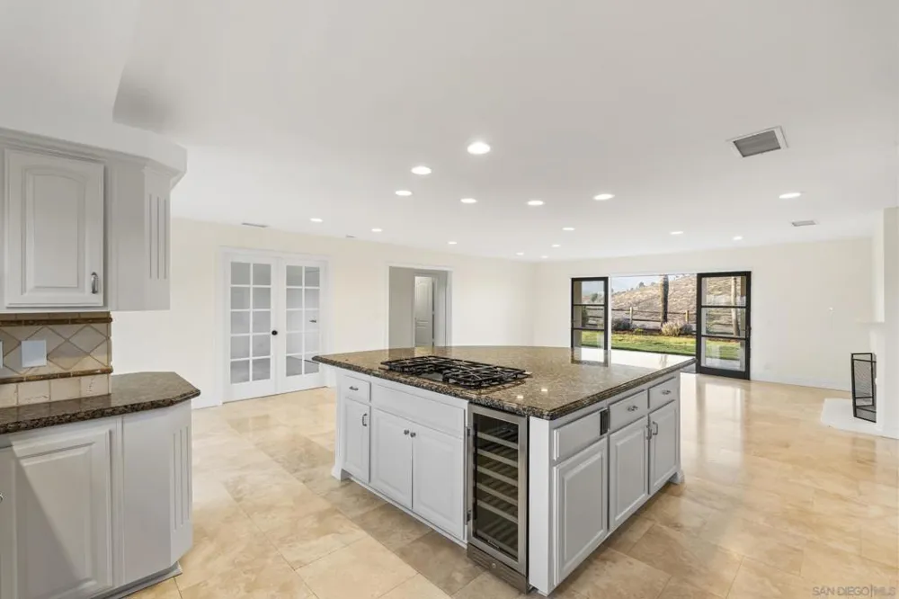 16551 Zumaque Rancho Santa Fe, CA 92067