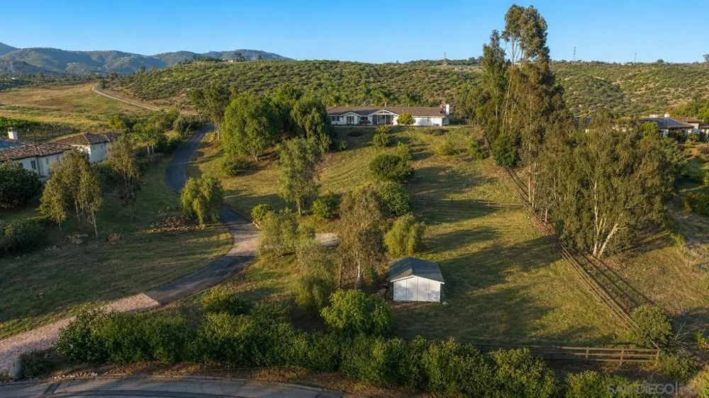 16551 Zumaque Rancho Santa Fe, CA 92067