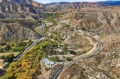 2 Soledad Canyon Road