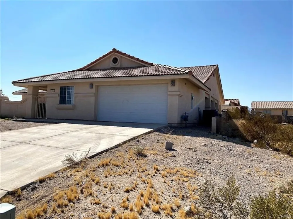 2252 Casa Del Sol Street Needles, CA 92363