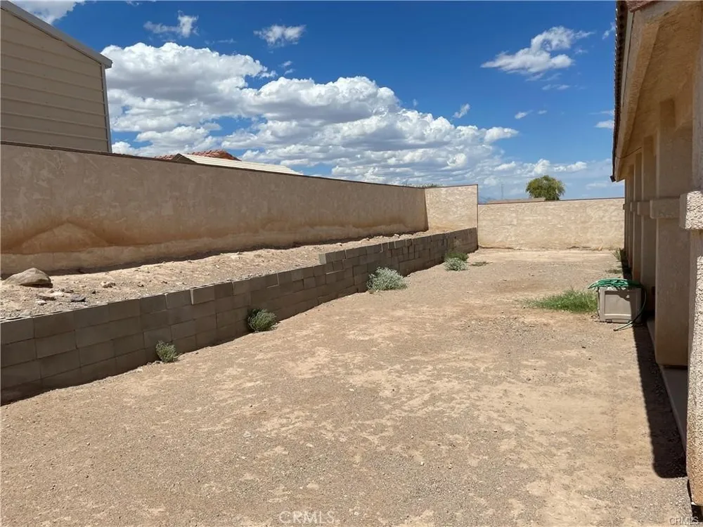 2252 Casa Del Sol Street Needles, CA 92363
