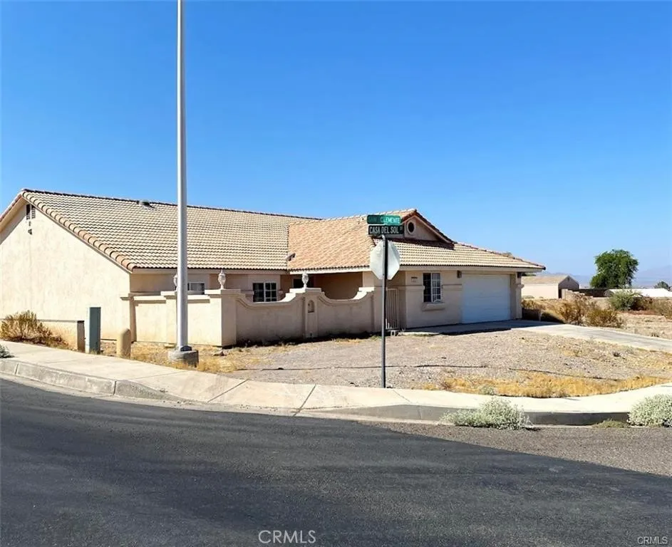 2252 Casa Del Sol Street Needles, CA 92363