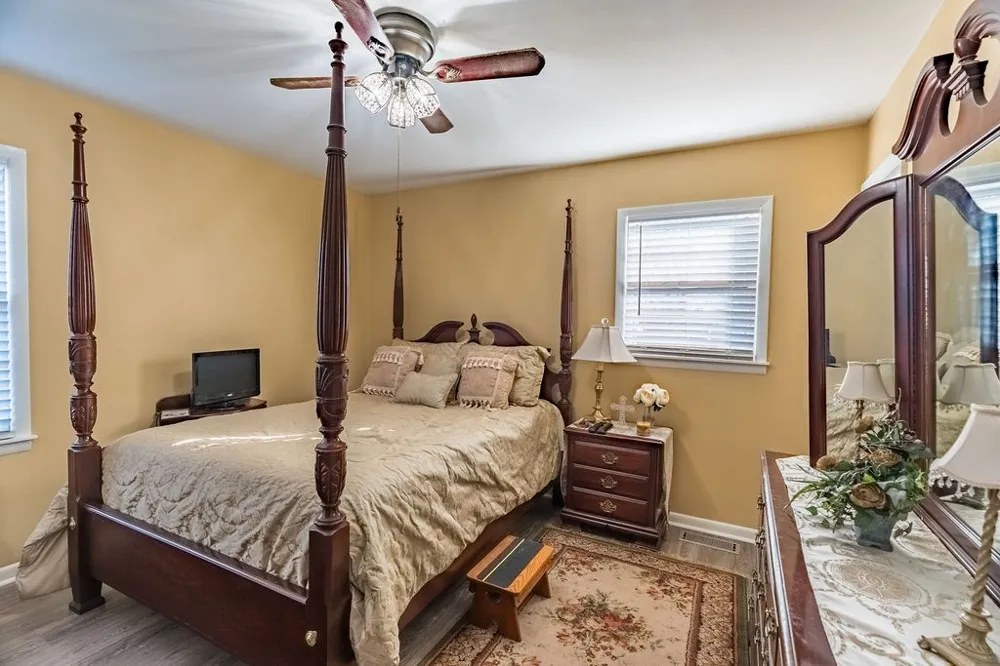 411 Hershey Dr Hopkinsville, KY 42240
