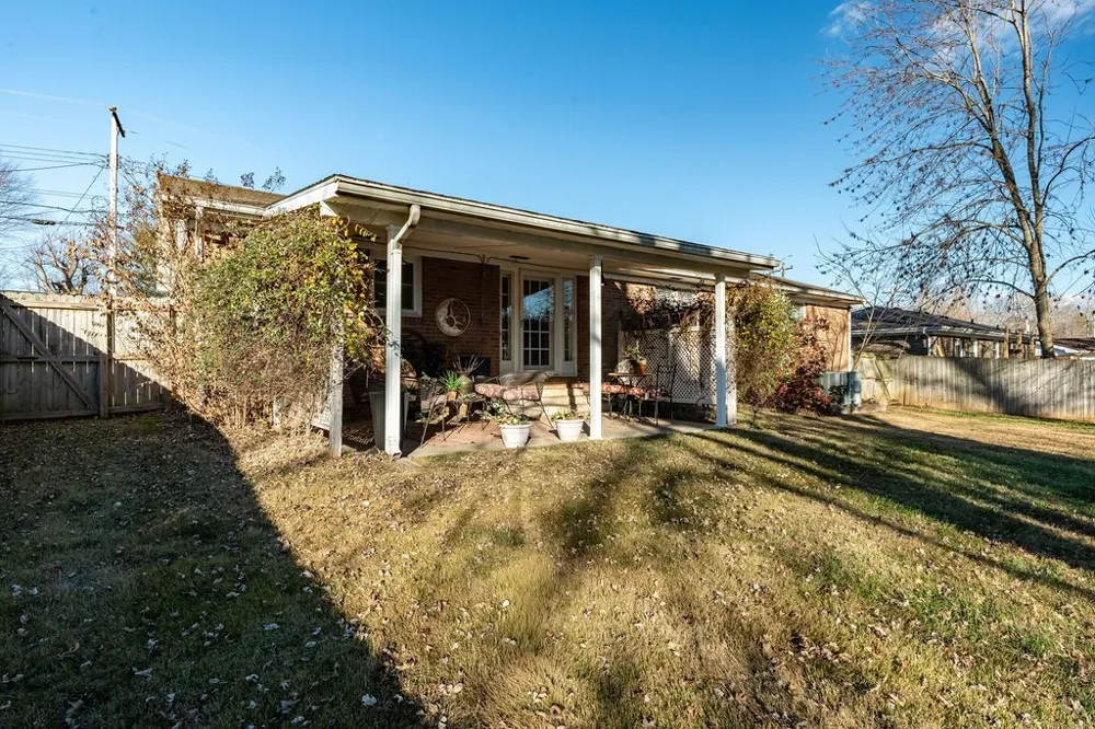411 Hershey Dr Hopkinsville, KY 42240